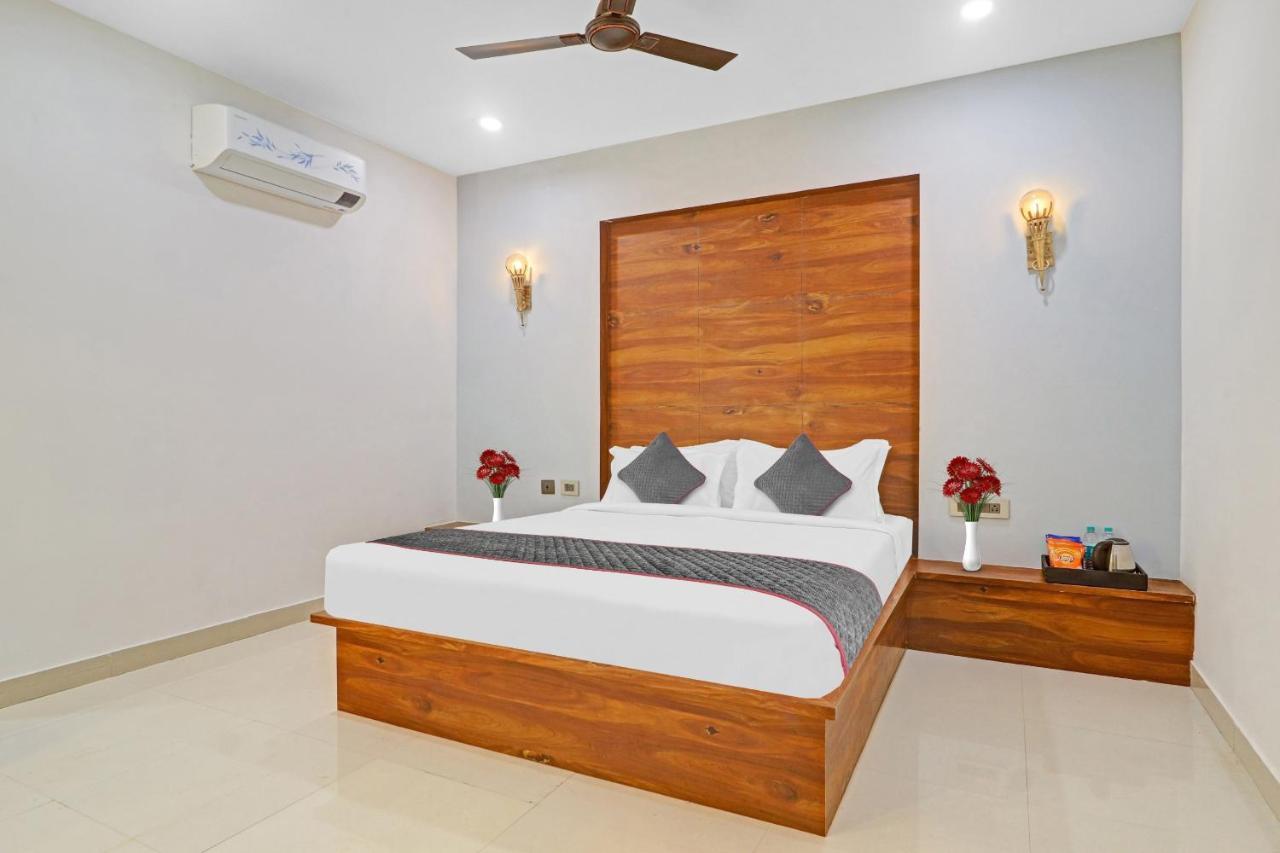 Super Townhouse Rcc Pride Otel Haydarabad Dış mekan fotoğraf