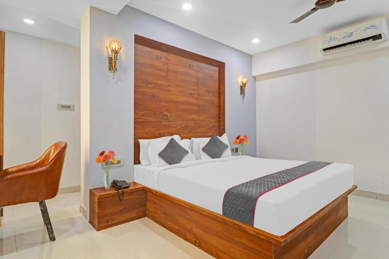 Super Townhouse Rcc Pride Otel Haydarabad Dış mekan fotoğraf